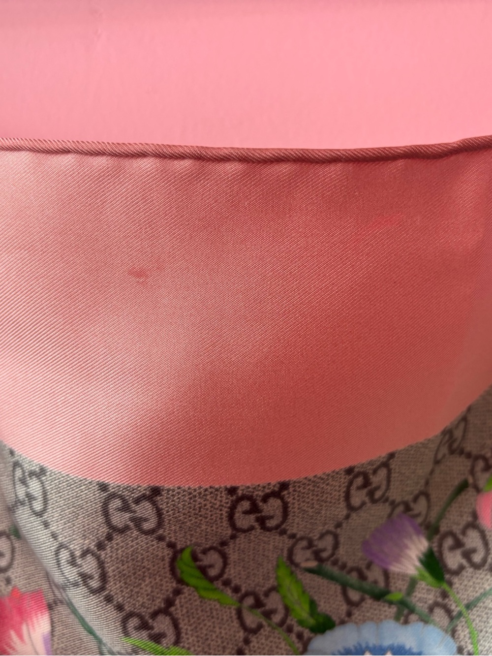 Gucci Flora print silk scarf - Picture 15 of 16